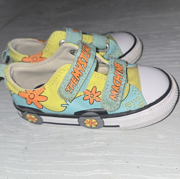 Toddler sz 7 scooby doo Converse sneakers the mystery machine - Picture 4 of 8